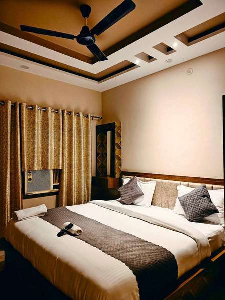 Hotel The Pushpraj Gallery Image