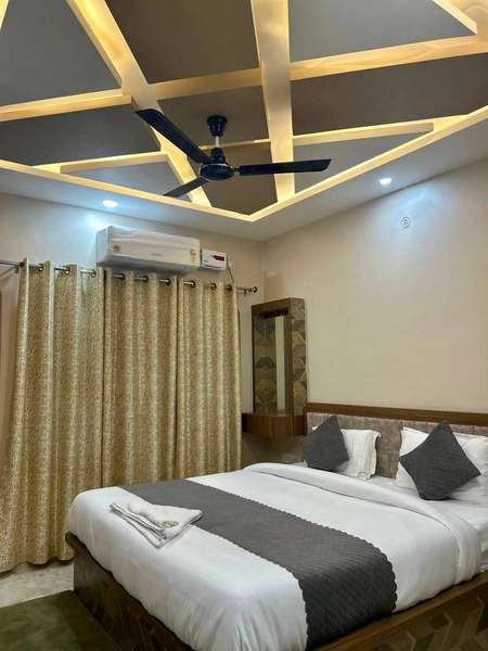 Hotel The Pushpraj Gallery Image
